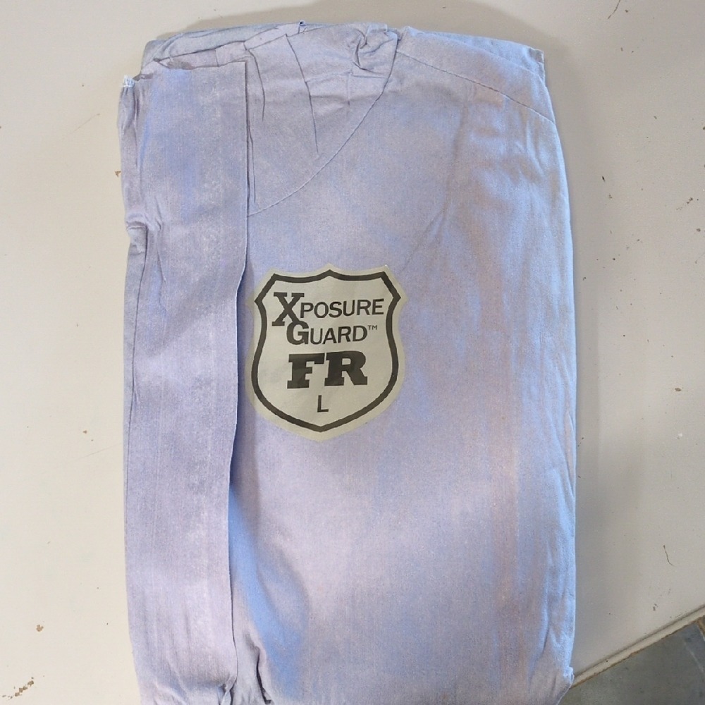 Xposure Guard FR Fire Resistant Coveralls with Hood & Boots Size Lot of 5 Size L
